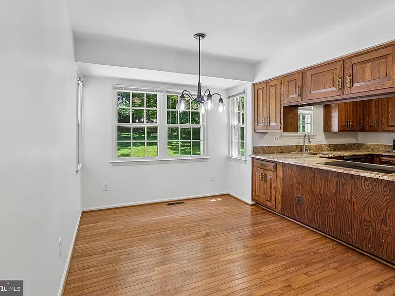 903 Ridge Dr — Photo 19