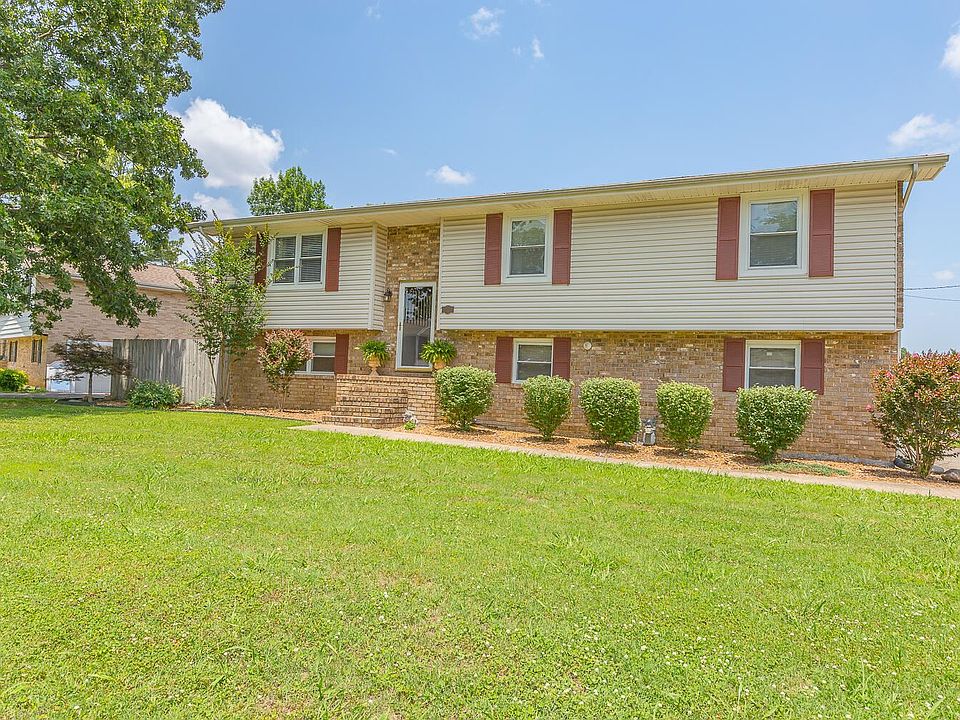 1st image of 139 Mitchell Ln