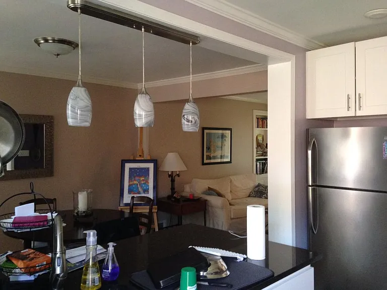 555 S Negley Ave #13 — Photo 2