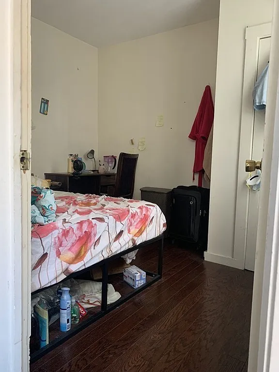 3 bed, 1.0 bath, $5,100 — Photo 4