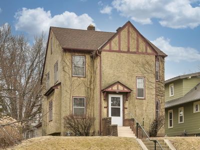 1362 Saint Clair Ave, Saint Paul, MN, 55105