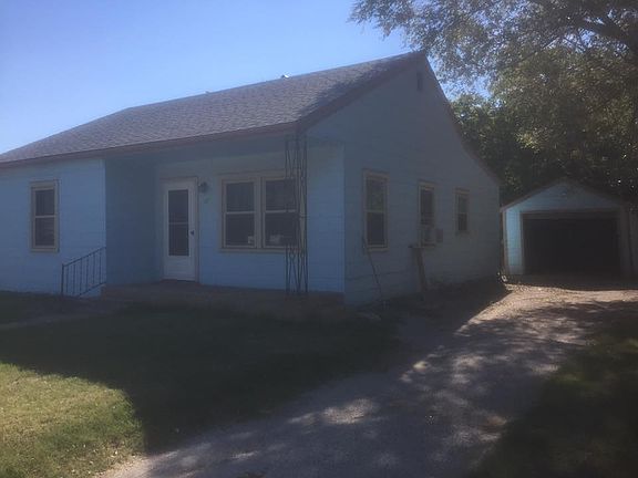 2nd image of 323 N 10th St