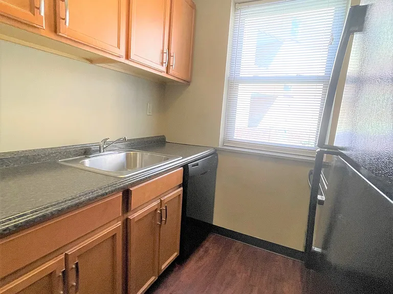 5712 Phillips Ave #B9 — Photo 129