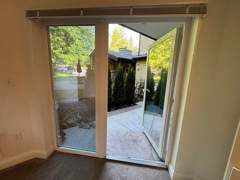 18707 SE Newport Way #111 — Photo 23