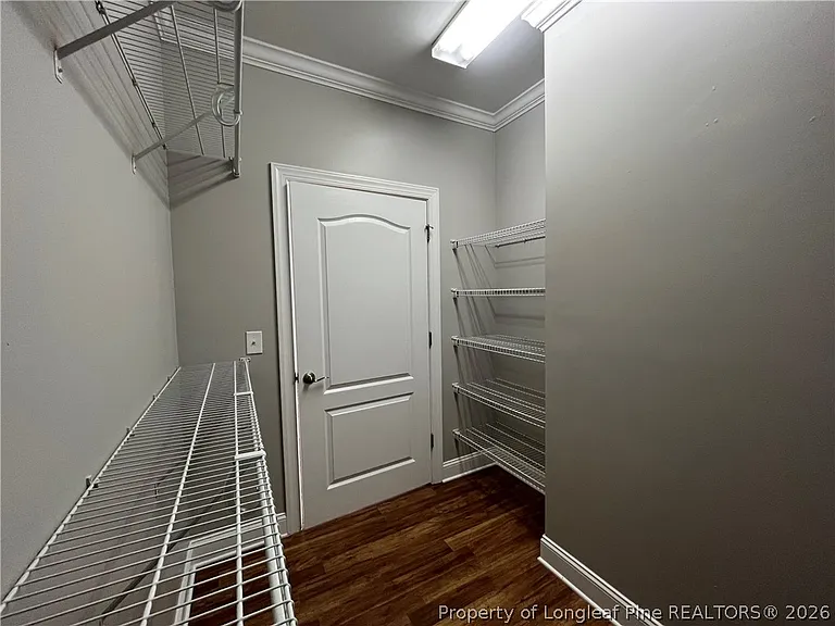 411 Gallery Dr #204 — Photo 14