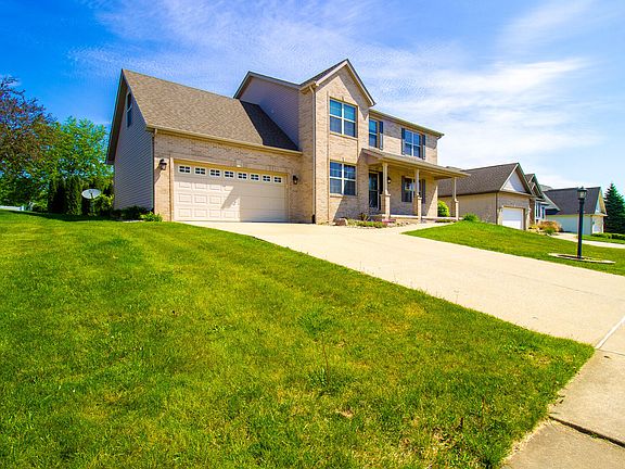 2nd image of 2550 Honelee Ct
