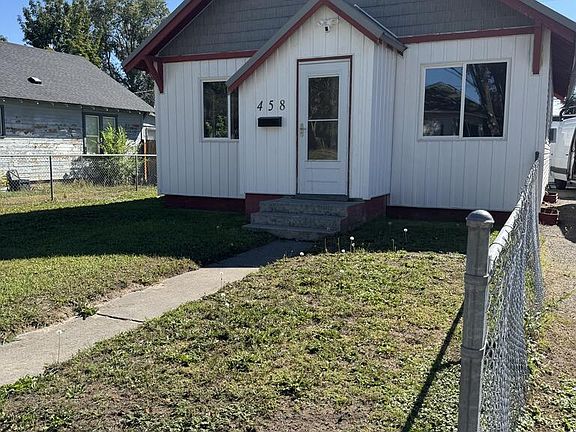 3rd image of 458 2nd St
