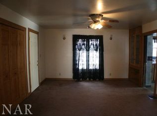 207 Main St, Emington, IL 60934