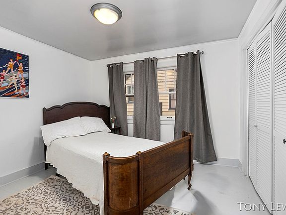 5th image of 1729 Union Ave SE
