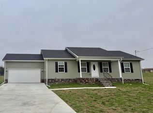 1041 Hurricane Rd, Tullahoma, TN 37388