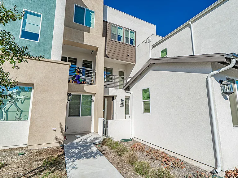 27062 W Painted Sky Way — Photo 2