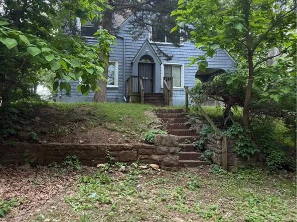 7337 Park Ave, Kansas City, MO 64132