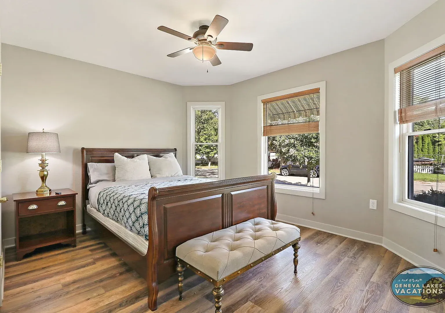 Off Season Monthly Rentals Only - Sage Street Bungalow Your Extended Lake Geneva Retreat — Photo 4