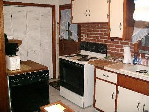 4th image of 8840 S Merrimac Ave