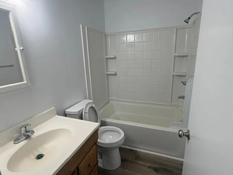 2146 Crescent Dr — Photo 5