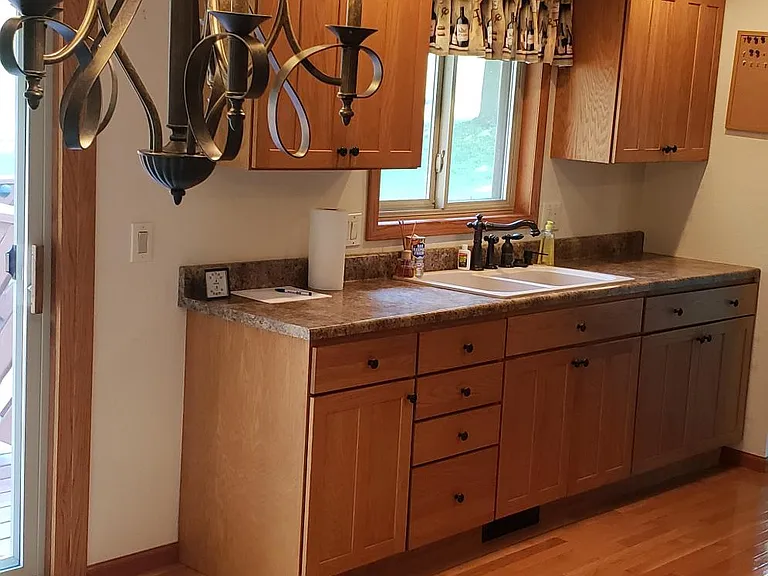 3870 Hillcrest Rd — Photo 5