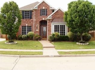 1605 Thompson Dr, Carrollton, TX 75010
