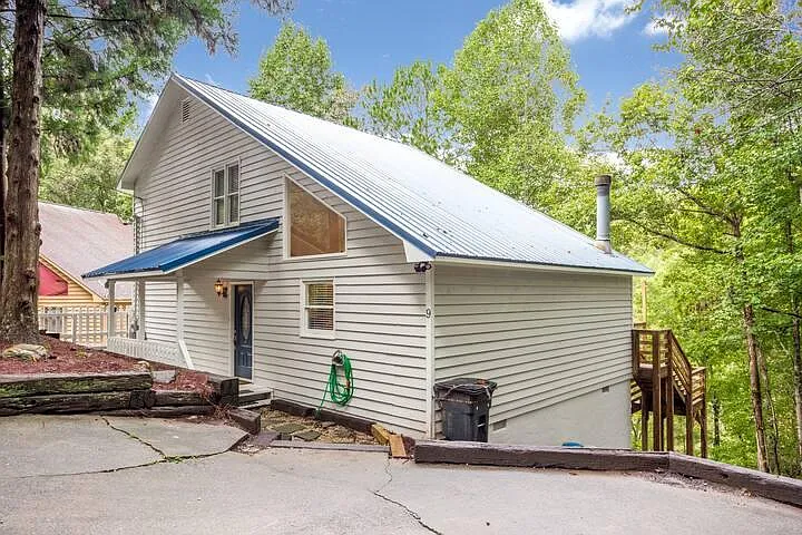 9 Moonstone Dr — Photo 7