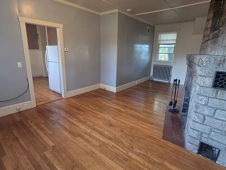 72 Godfrey St — Photo 6