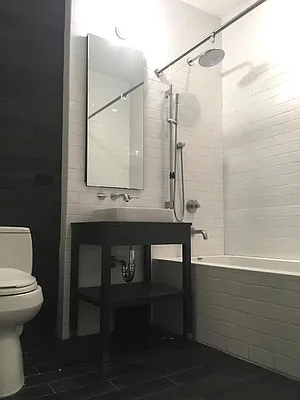 Rented by Loom Group | media 59