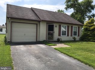 40 Marlborough Dr, Southampton, NJ 08088