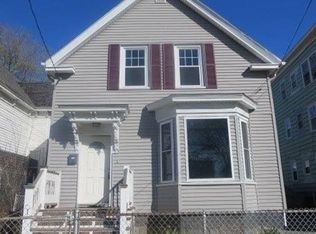 7 Whitman St, Lawrence, MA 01841