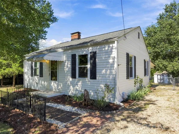 915 Skyway Dr, Kannapolis, NC 28083
