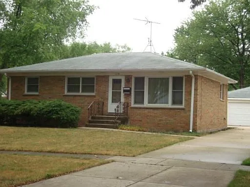 1114 S Robert Dr photo 1