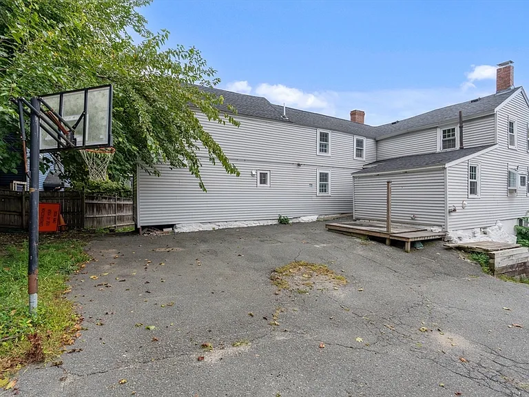 95B N Main St #B — Photo 33