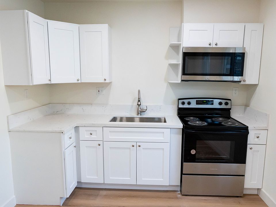 1st image of 15628 Esther St #3