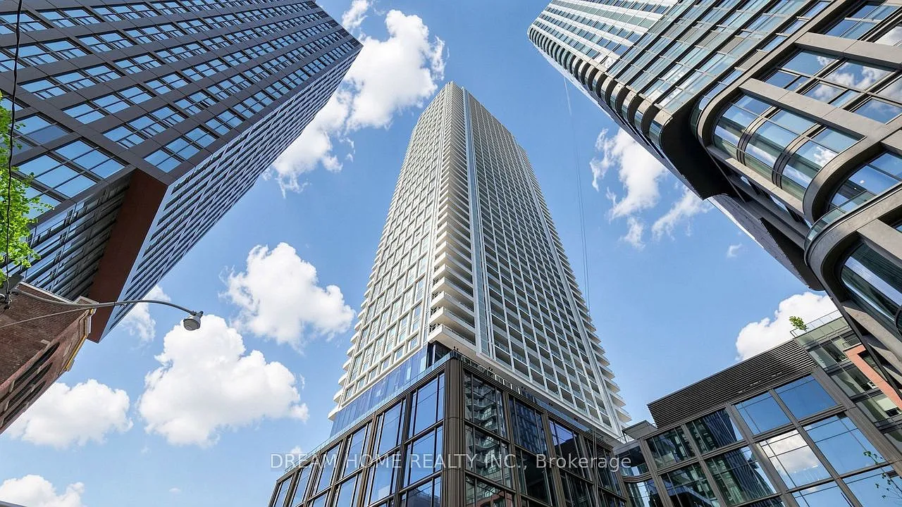 3 bed, $3,900 — Photo 1