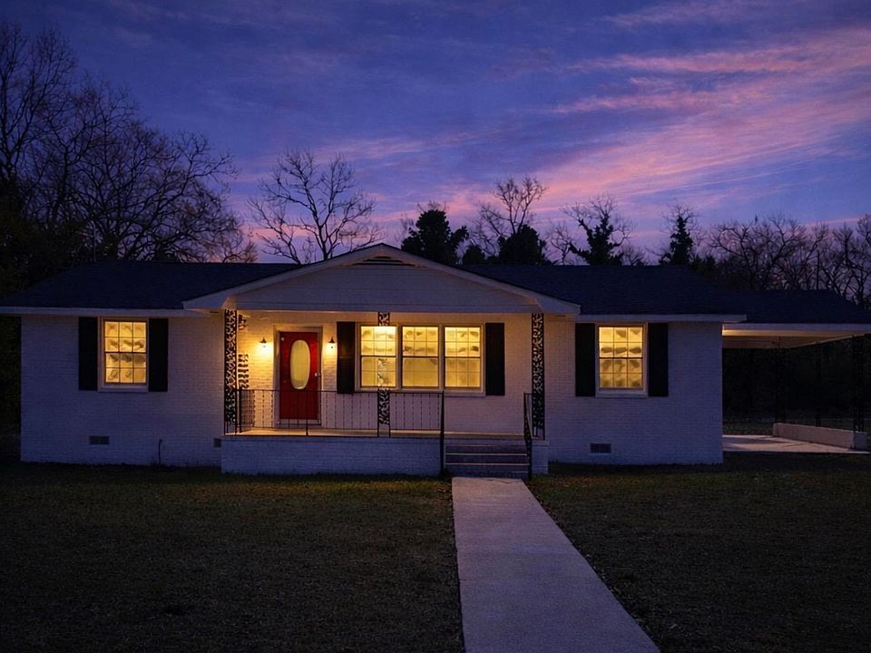 1st image of 125 Aiken St