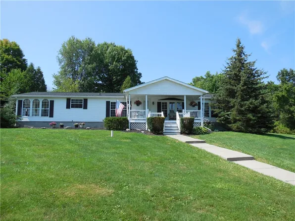 99 King St, Port Byron, NY 13140