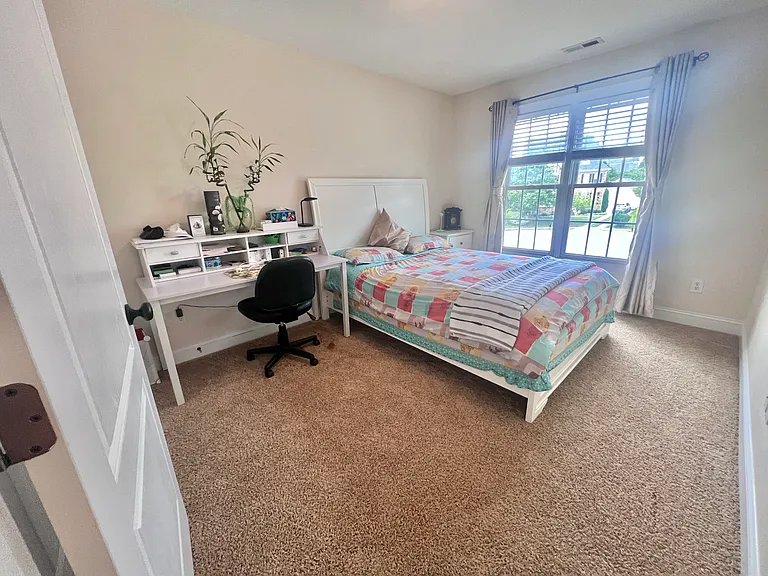 Bedroom 1- 2nd floor-Pic 1