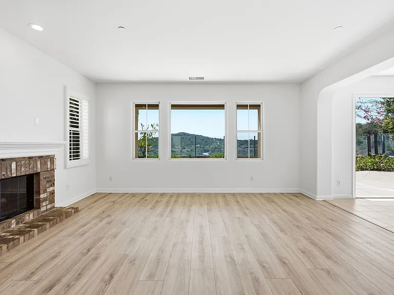 40 Paseo Lerida — Photo 12