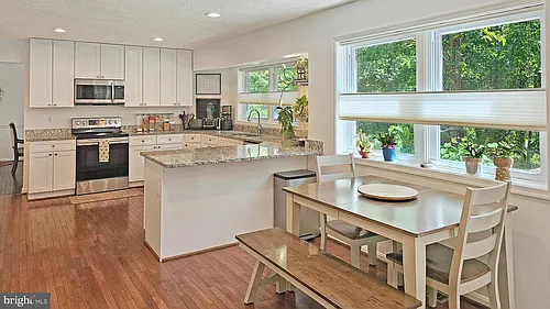 6441 Forest Rd Photo 1