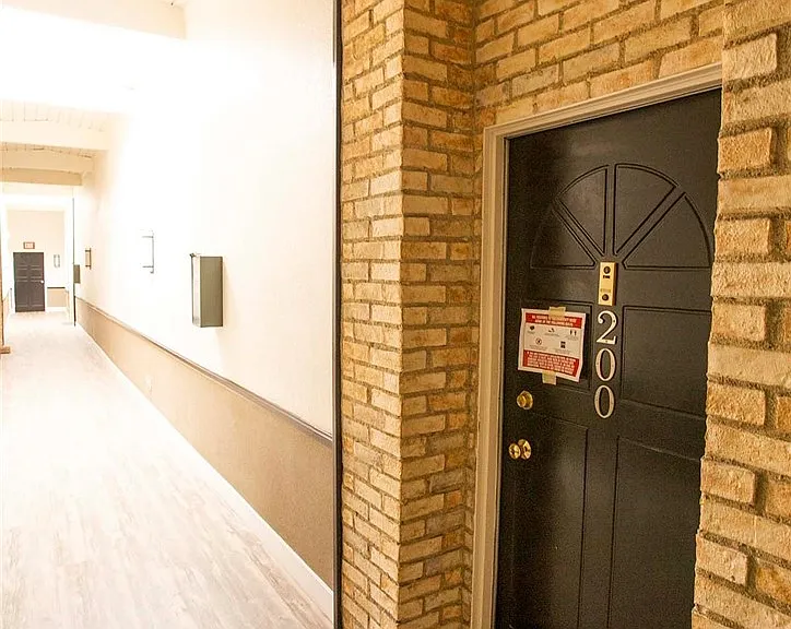 23930 Los Codona Ave #200 — Photo 2