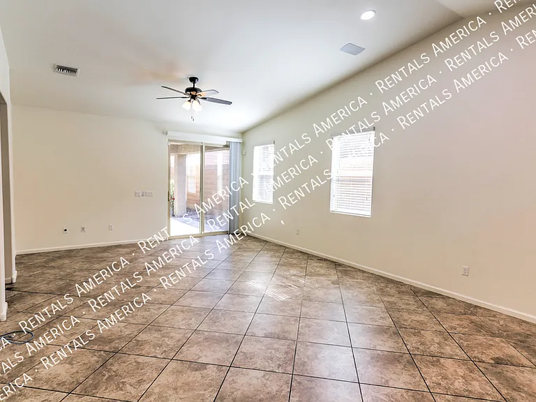 11464 E Dry Wind Dr — Photo 2
