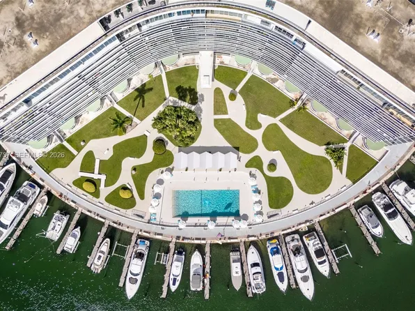 900 Bay Dr #1005-DS14, Miami Beach, FL 33141