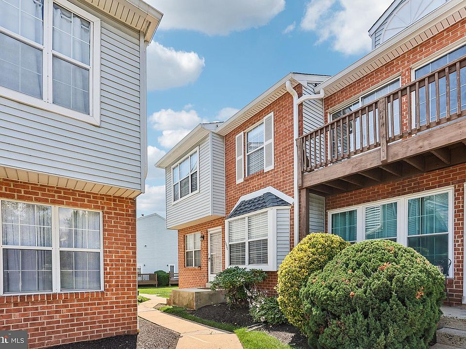 1st image of 1030 Northridge Dr W #83-A