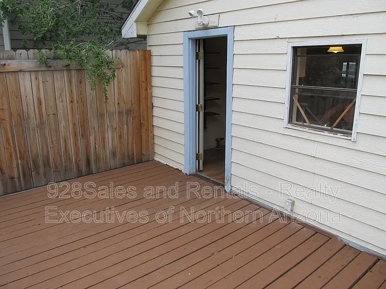 535 S Ernest St #FRONT — Photo 19