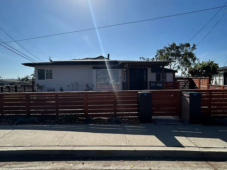 1745 E Westinghouse St — Photo 18