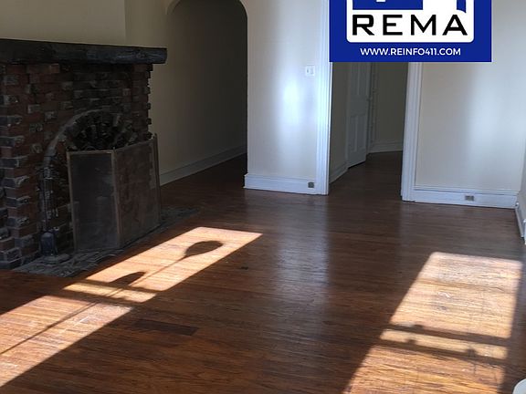 5th image of 226 W Winona St APT 2R
