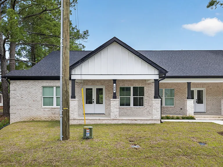 106 Lee Dr — Photo 7