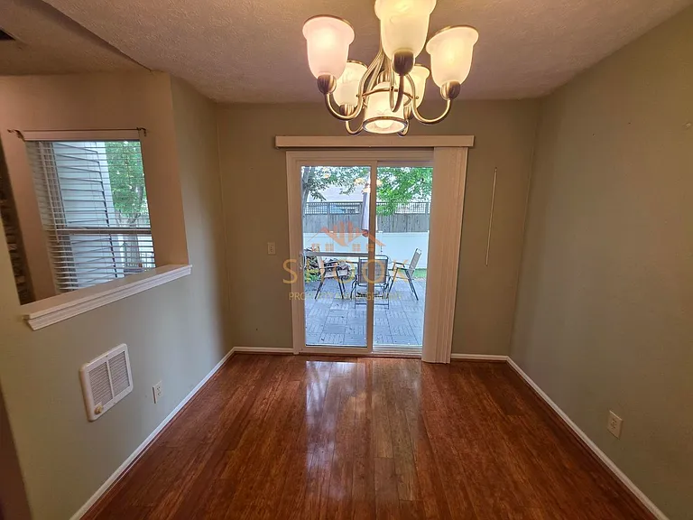 1620 Lionheart Ln — Photo 10