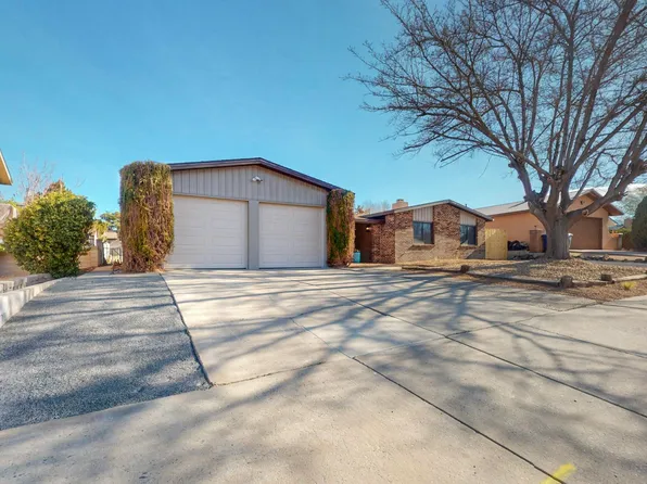 7105 Hildegarde Dr NE, Albuquerque, NM 87109