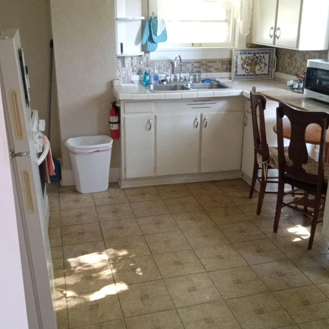 Studio, 350 sqft, $1,050 — Photo 4