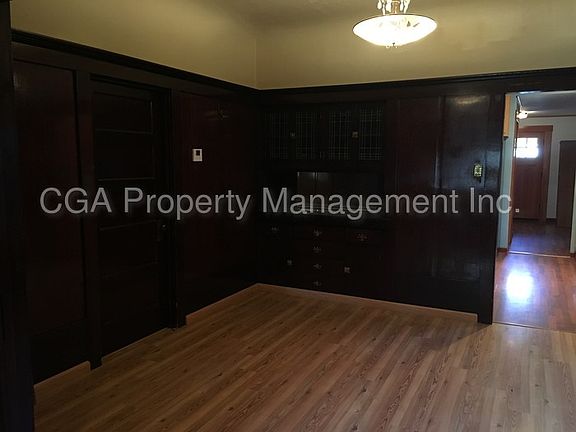 3rd image of 2319 D St