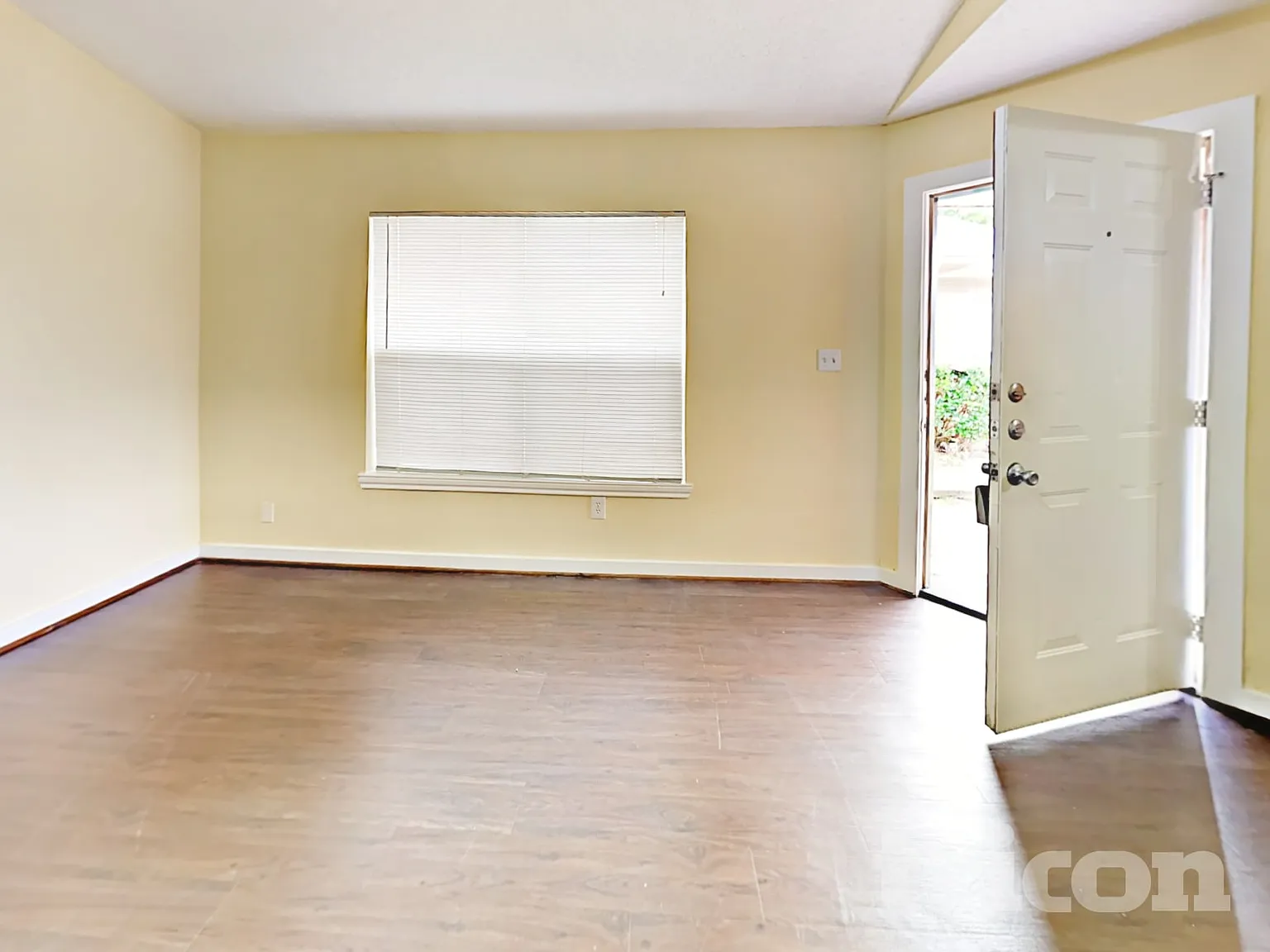 3247 Jorns Street Houston TX — Photo 3