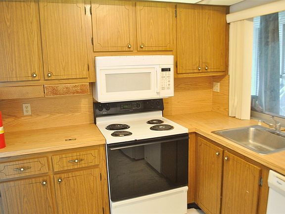 3rd image of 9200 Lime Bay Boulevard #108